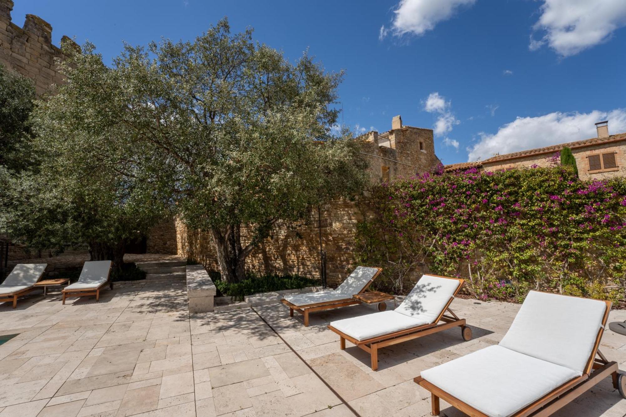 Deco - Casa Castell De بيرَتاياذا المظهر الخارجي الصورة